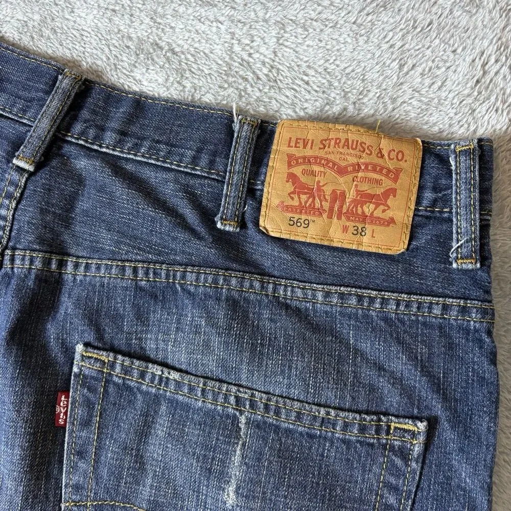Levis 569 Shorts Mens 38 Blue Denim Relaxed Straight Jorts‎ American